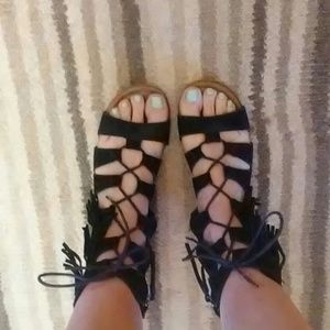 Minnetonka fringe sandals